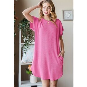 HEIMISH USA Pink Knit Short Sleeve Shift Dress